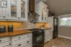 40 POLISH AVENUE | Penetanguishene Ontario | Slide Image Two