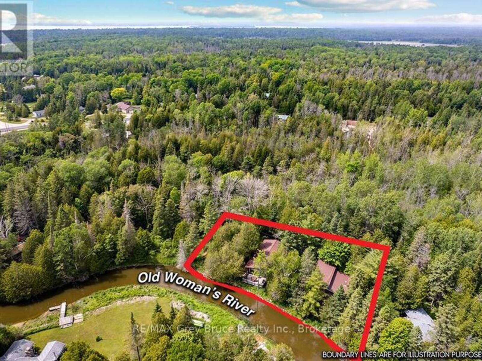 26 BRIDGE STREET, Lion's Head, Ontario N0H 1W0