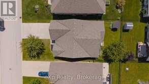 180 RUBY'S CRESCENT | Mount Forest Ontario | Slide Image Thirty