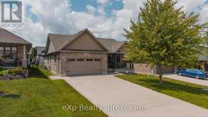 180 RUBY'S CRESCENT | Mount Forest Ontario | Slide Image One