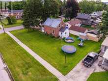 705 17TH STREET E | Owen Sound Ontario | Slide Image Nineteen