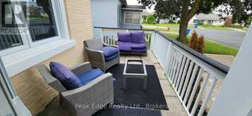 281 6TH STREET | Hanover Ontario | Slide Image Twenty-four