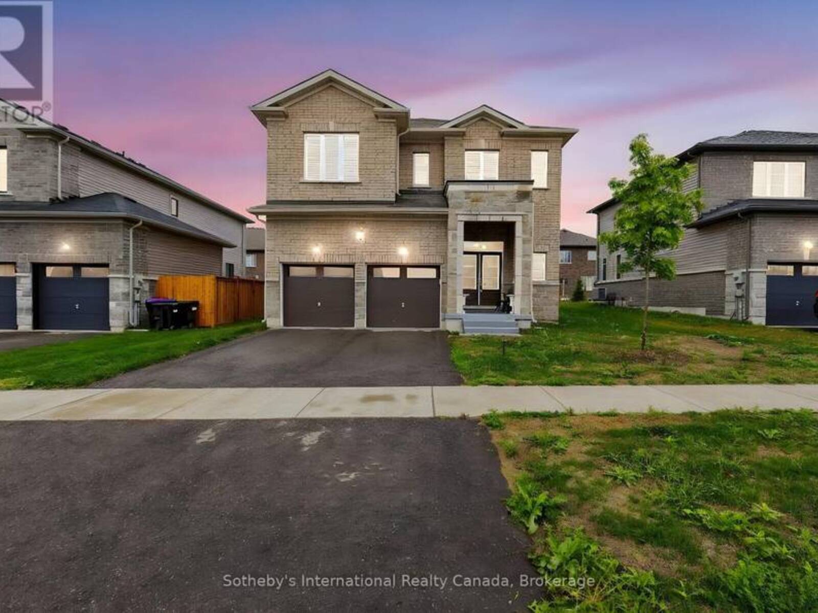 5 MIDDLETON DRIVE, Wasaga Beach, Ontario L9Z 0L1