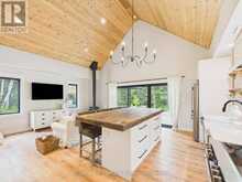 622 FISH LAKE ROAD | Huntsville Ontario | Slide Image Five
