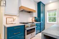 4 WOODVIEW DRIVE | Collingwood Ontario | Slide Image Ten