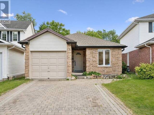 73 WAXWING CRESCENT Guelph Ontario, N1C 1E3 - 4 Bedrooms Home For Sale