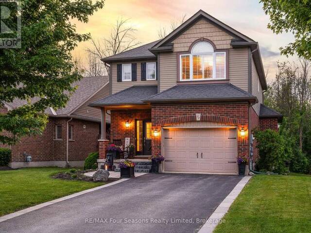 37 CHAMBERLAIN CRESCENT Collingwood Ontario, L9Y 0C9 - 3 Bedrooms Home For Sale