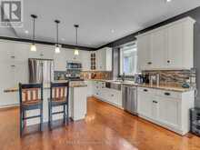 93 MAINHOOD'S ROAD | Huntsville Ontario | Slide Image Eight