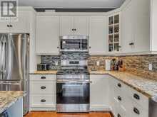 93 MAINHOOD'S ROAD | Huntsville Ontario | Slide Image Nine