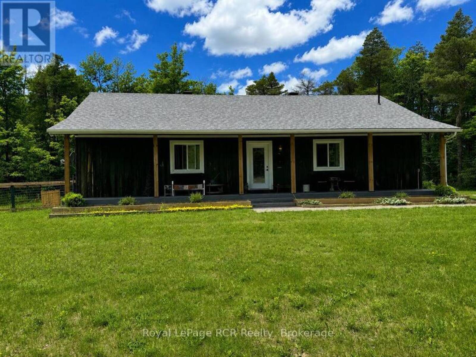 614406 HAMILTON LANE, Markdale, Ontario N0C 1H0