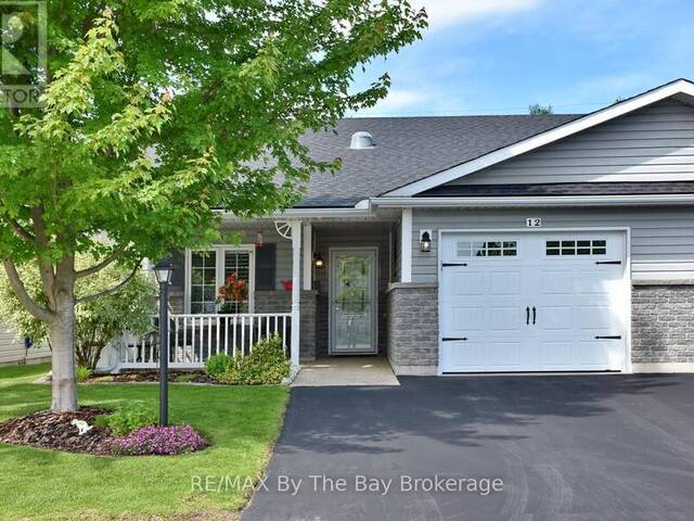 12 NEW YORK AVENUE Wasaga Beach Ontario, L9Z 3A8 - 2 Bedrooms Home For Sale