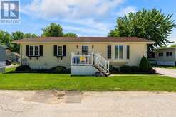 13 WATERGATE DRIVE | Goderich Ontario | Slide Image One