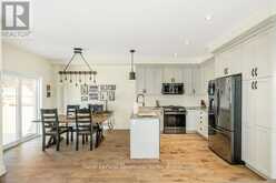 18 BASSETT STREET | Collingwood Ontario | Slide Image Twelve