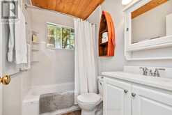 41 MILLER ISLAND | Gravenhurst Ontario | Slide Image Twenty-two