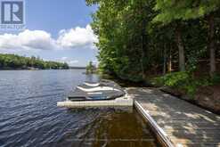 41 MILLER ISLAND | Gravenhurst Ontario | Slide Image Twenty-nine