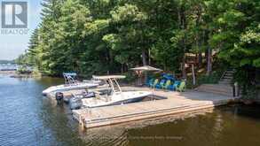 41 MILLER ISLAND | Gravenhurst Ontario | Slide Image Four