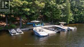 41 MILLER ISLAND | Gravenhurst Ontario | Slide Image Five
