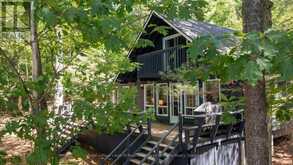 41 MILLER ISLAND | Gravenhurst Ontario | Slide Image Six