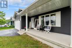 7 WINDWARD WAY S | Goderich Ontario | Slide Image Two