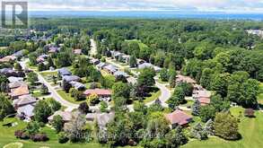 54 FAIRWAY CRESCENT | Wasaga Beach Ontario | Slide Image Forty-three