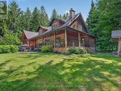 19 KINGFISHER CRESCENT Tiny Ontario, L0L 2J0