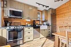 5 - 111 NORTH SHORE ROAD | Pointe au Baril Ontario | Slide Image Ten