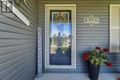 37 LAKE BREEZE DRIVE | Goderich Ontario | Slide Image Four