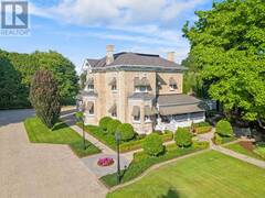 262 DINSLEY STREET North Huron Ontario, N0M 1H0