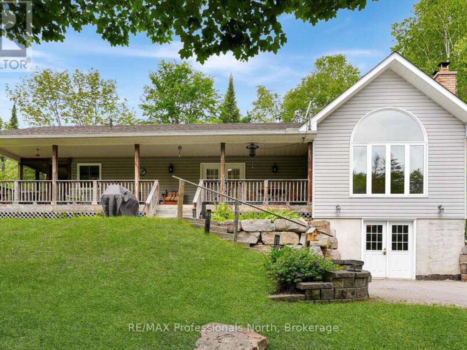 17254 HIGHWAY 118, Highlands East, Ontario K0L 2Y0