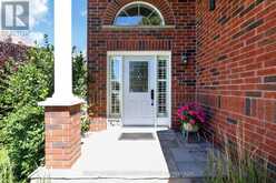 47 CHAMBERLAIN CRESCENT | Collingwood Ontario | Slide Image Six