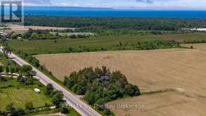 2946 92 COUNTY ROAD | Wasaga Beach Ontario | Slide Image Four