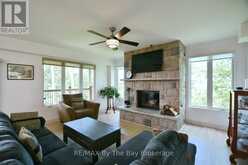 2946 92 COUNTY ROAD | Wasaga Beach Ontario | Slide Image Eight