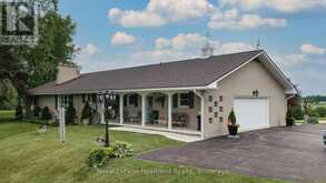 82858 LONDON ROAD | North Huron Ontario | Slide Image Three
