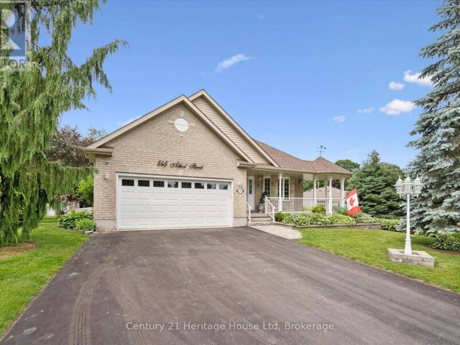 545 ATHOL STREET, Fergus, Ontario N1M 3T6