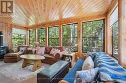 1277 & 1279 WOODLAND DRIVE | Gravenhurst Ontario | Slide Image Five