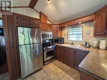 13 WHITE PINES TRAIL | Wasaga Beach Ontario | Slide Image Thirteen