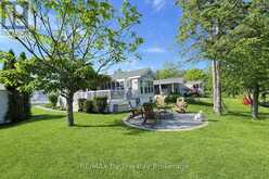 13 WHITE PINES TRAIL | Wasaga Beach Ontario | Slide Image Three