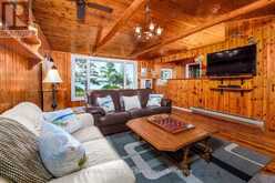 594 WARNER BAY ROAD | Tobermory Ontario | Slide Image Eleven