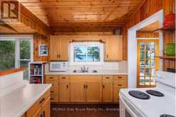 594 WARNER BAY ROAD | Tobermory Ontario | Slide Image Thirteen