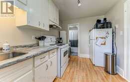393 SECOND STREET | Collingwood Ontario | Slide Image Sixteen