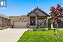 115 FOURTH STREET | Walkerton Ontario | Slide Image One