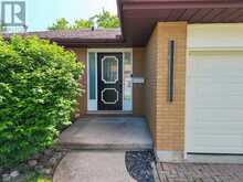 7 HILLSIDE COURT | St. Marys Ontario | Slide Image Five