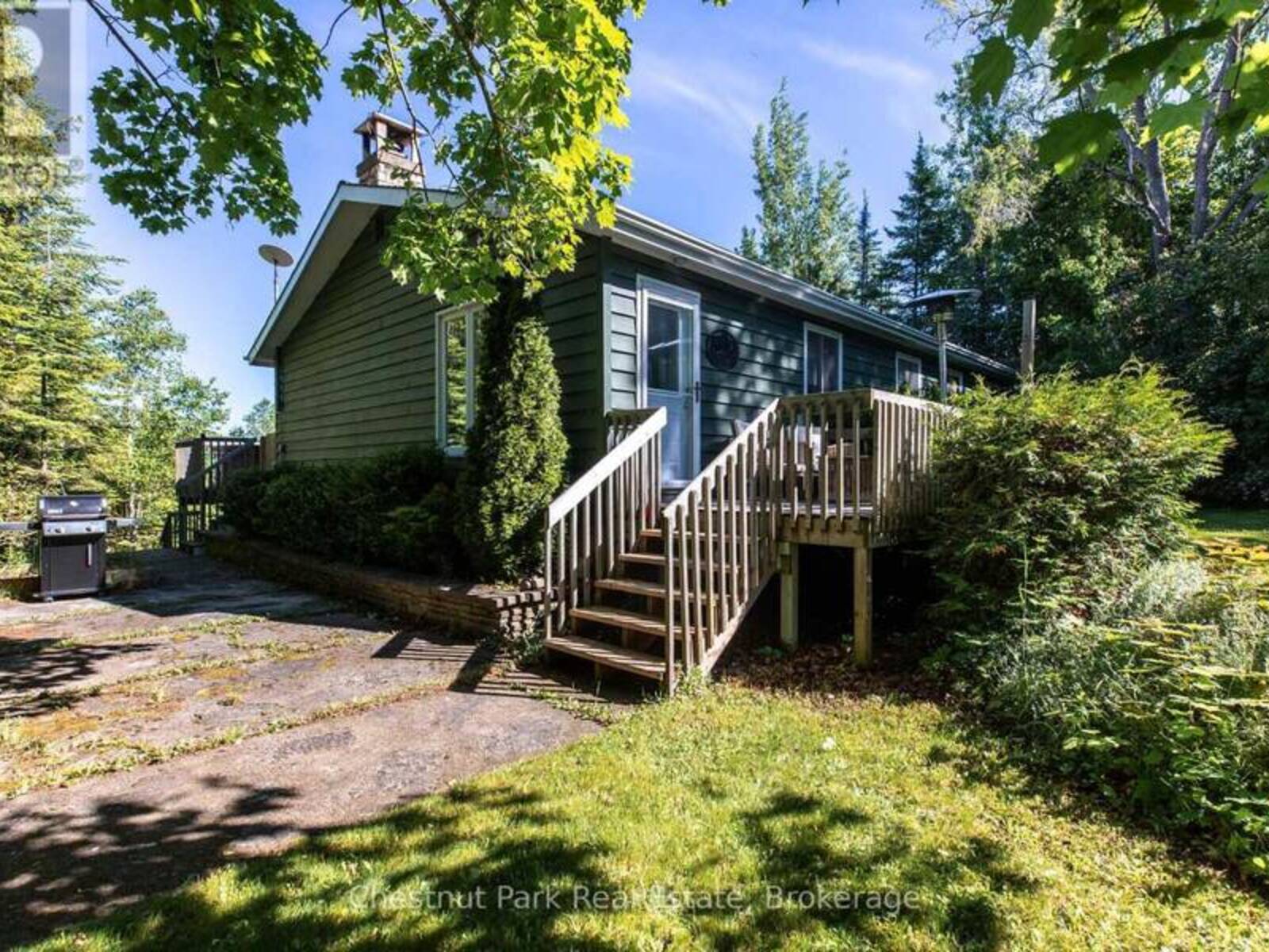 56 ZORRA DRIVE, Tobermory, Ontario N0H 2R0