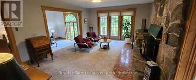 44 KELLEY CRESCENT | Wasaga Beach Ontario | Slide Image Twelve