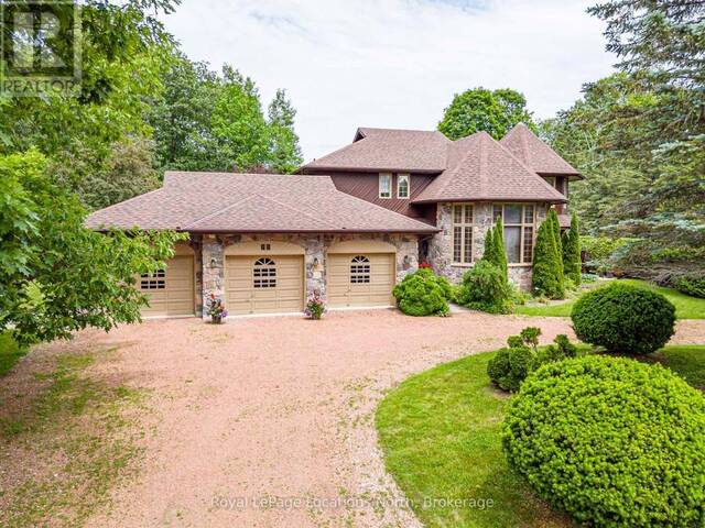 44 KELLEY CRESCENT Wasaga Beach Ontario, L9Z 1J3 - 4 Bedrooms Home For Sale