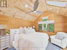 51 TAYLOR ISLAND | Gravenhurst Ontario | Slide Image Seventeen