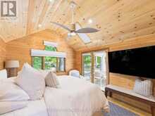 51 TAYLOR ISLAND | Gravenhurst Ontario | Slide Image Eighteen