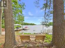 51 TAYLOR ISLAND | Gravenhurst Ontario | Slide Image Forty-three