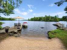 51 TAYLOR ISLAND | Gravenhurst Ontario | Slide Image Forty-four