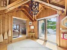 51 TAYLOR ISLAND | Gravenhurst Ontario | Slide Image Four